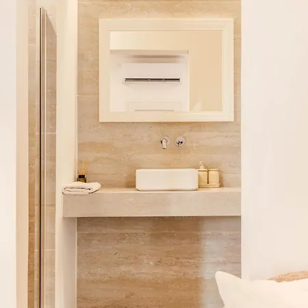 The Secret Yard Апартаменти Ларнака