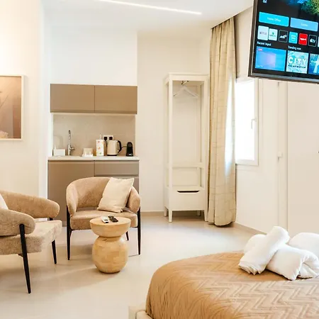 The Secret Yard * Ларнака