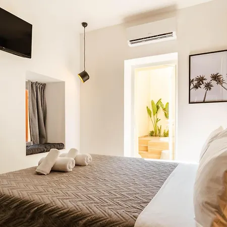 Апартаменти The Secret Yard *