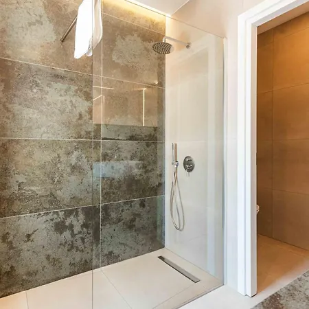 The Secret Yard Апартаменти